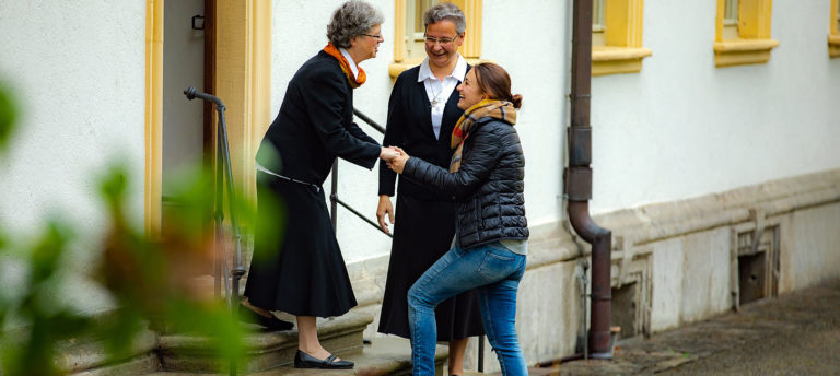 ordensjahr01 768x344