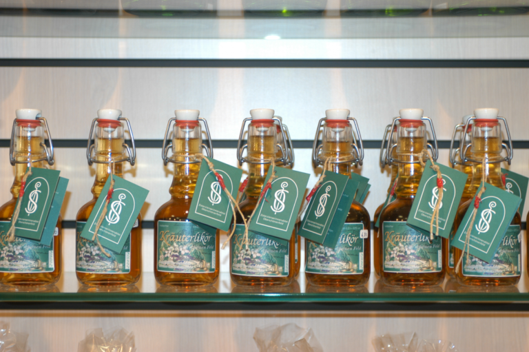 KP A BBBL 12Kraeuterlikoer 768x511