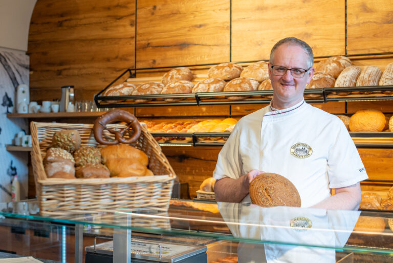 Plank 2 1131 768x513