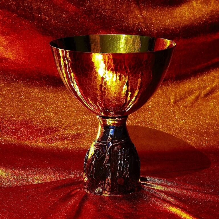 24 56 Aus der Kraft des Blutes Christi leben P.Lazarus Uchman CO Innenseite 768x768