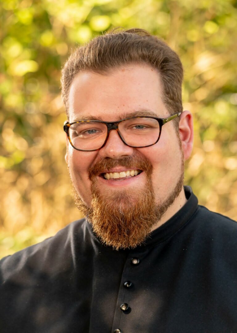 Woehrle Franziskus Pater 768x1075