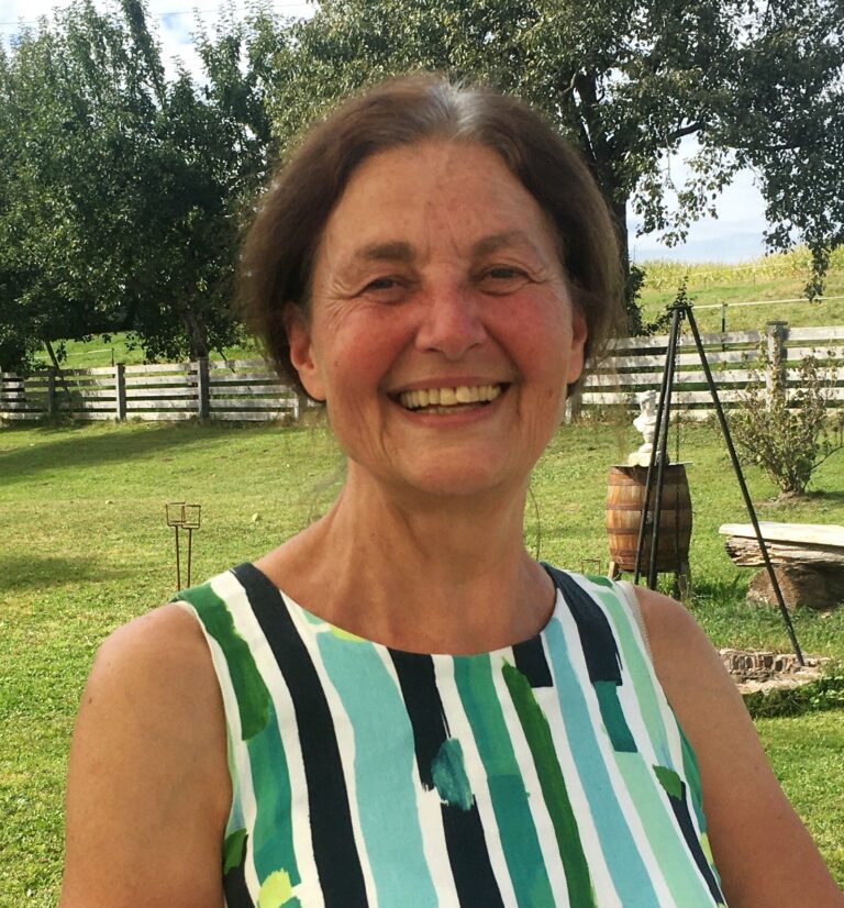 neues Foto von Ernestine 768x826