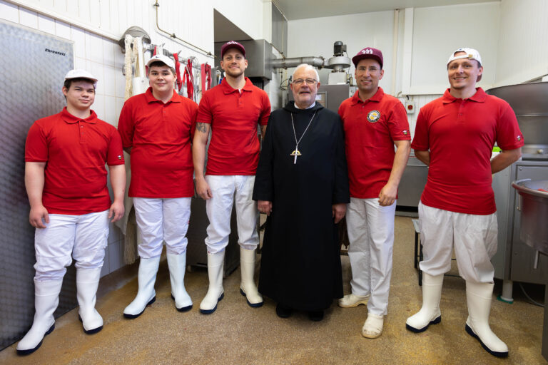 IMG 2175 Verbessert RRa 768x512